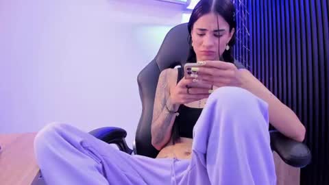 Mia  online show from July 18, 2:08 pm
