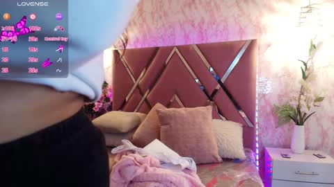 miaa_smiith1 online show from March 8, 12:18 pm