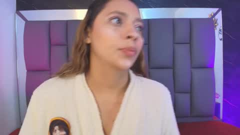 Mia online show from February 24, 12:15 pm