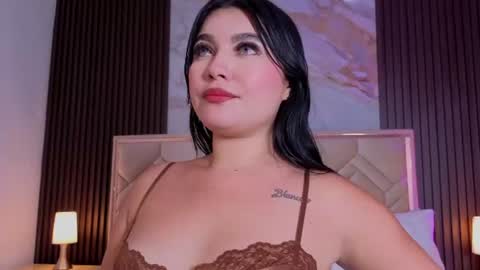Miaa Farrel online show from July 11, 10:10 pm