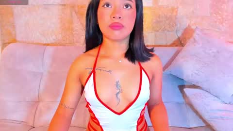 MiaaSummeer online show from July 19, 1:02 pm