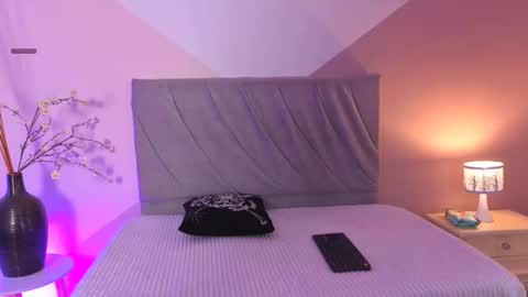 miablack_k online show from November 9, 8:27 pm