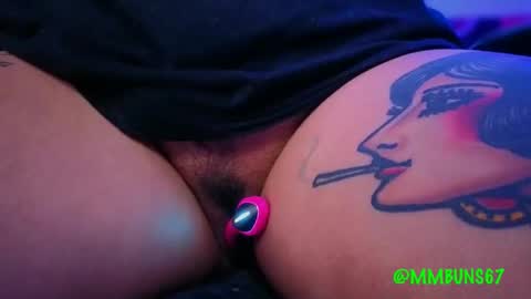 Mia online show from October 30, 4:04 am