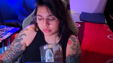 Mia online show from June 14, 2:57 am