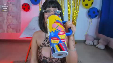 Mia Engels  online show from June 26, 1:18 am