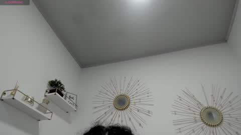 Snapshot of miah_bigboobs chatting on October 18, 10:55 pm Miah Collins online show from October 18, 10:55 pm