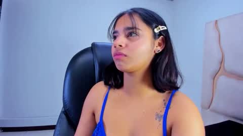 miahsex69 online show from October 29, 4:28 am