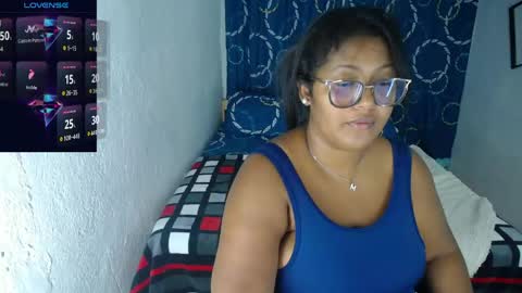 miajoseph_ online show from May 14, 3:45 am