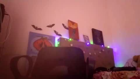 mialuisanasx online show from November 11, 7:22 pm