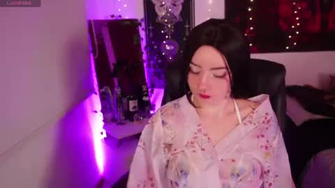 Lili online show from July 5, 4:08 am