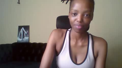 Muffin online show from April 29, 11:32 pm
