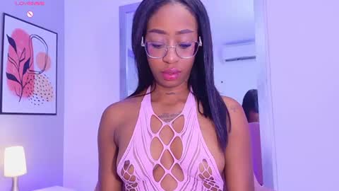 Mia  online show from July 23, 12:24 pm