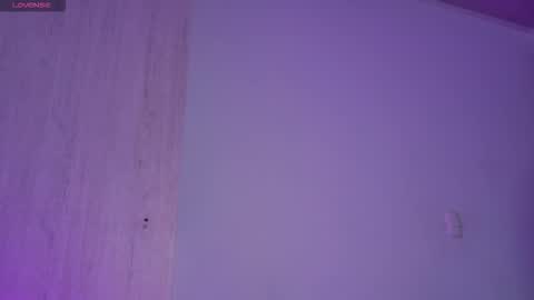 Mia Miller online show from November 8, 5:01 am