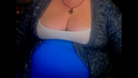 Snapshot of miamimistress chatting on February 23, 7:01 pm maya online show from February 23, 7:01 pm