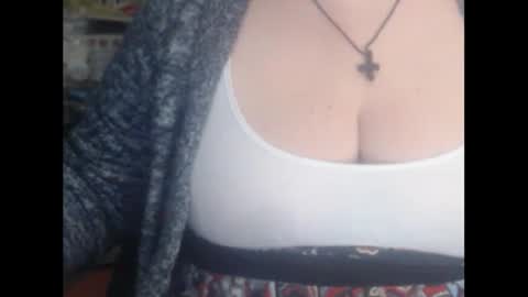 Snapshot of miamimistress chatting on February 3, 4:35 am maya online show from February 3, 4:35 am