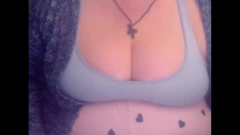 Snapshot of miamimistress chatting on March 6, 5:35 am maya online show from March 6, 5:35 am