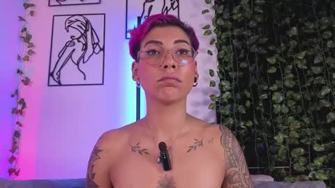 Mia Morgann online show from December 21, 4:55 pm