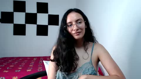 MIAPORTMANN online show from October 11, 3:26 pm