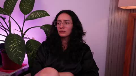 MIAPORTMANN online show from June 9, 1:21 pm