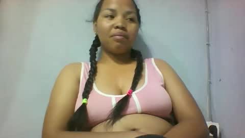 miarii online show from November 14, 7:03 pm