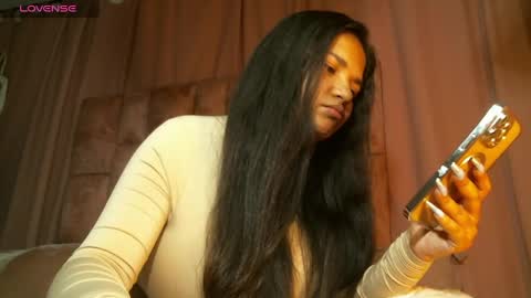 miasaandovaal 22 online show from April 25, 9:12 pm