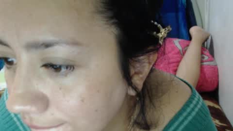 Snapshot of miaslim chatting on December 3, 8:58 am Alejandra Marin get alejandras whatsapp for life for 200 tkns online show from December 3, 8:58 am