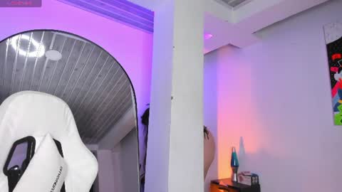 Mia Villalobos online show from July 14, 2:01 am