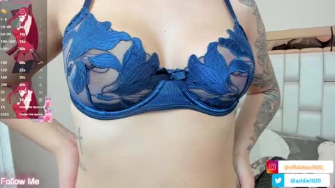 Mia Villalobos online show from February 5, 10:30 am