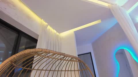 Snapshot of miawoderfull chatting on February 11, 3:18 am Mia online show from February 11, 3:18 am