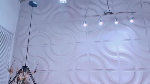 Snapshot of miawoderfull chatting on January 26, 3:27 am Mia online show from January 26, 3:27 am