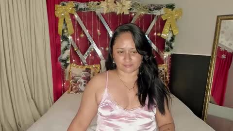 micaelahott_ online show from December 5, 2:55 am