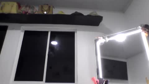 micaelamoreno18 online show from August 1, 4:14 am
