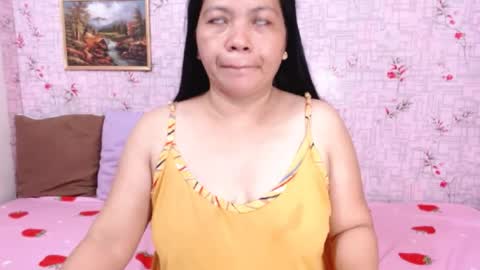 micasantos online show from June 18, 7:32 am