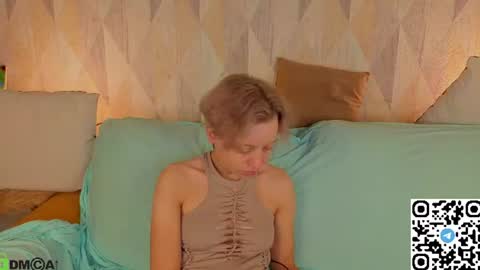 michelle_blond online show from July 17, 1:32 am