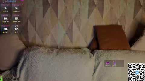 michelle_blond online show from July 27, 1:24 am