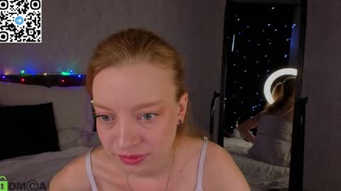 michelle_blond online show from May 2, 1:53 am