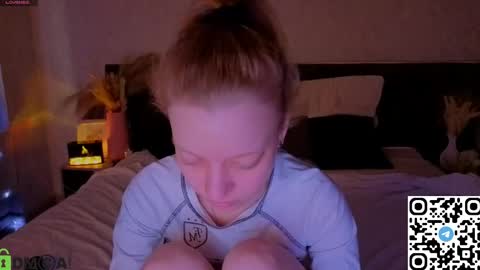 michelle_blond online show from April 28, 2:38 am