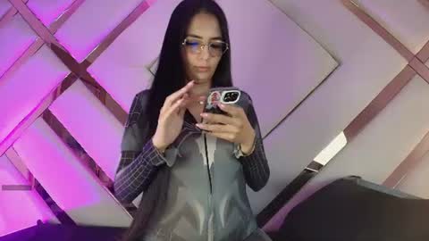 michelle_cutee_ online show from June 14, 7:58 pm