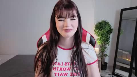 Michelle online show from May 12, 7:09 pm