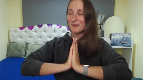 Snapshot of michellee11 chatting on September 18, 1:42 pm Michel online show from September 18, 1:42 pm