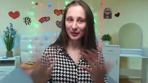 Snapshot of michellee11 chatting on March 7, 12:01 pm Michel online show from March 7, 12:01 pm