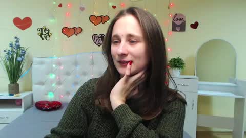 Snapshot of michellee11 chatting on February 11, 12:04 pm Michel online show from February 11, 12:04 pm