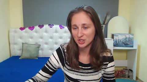 Snapshot of michellee11 chatting on October 9, 11:47 am Michel online show from October 9, 11:47 am