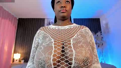 michellepreston_ online show from May 2, 12:19 pm