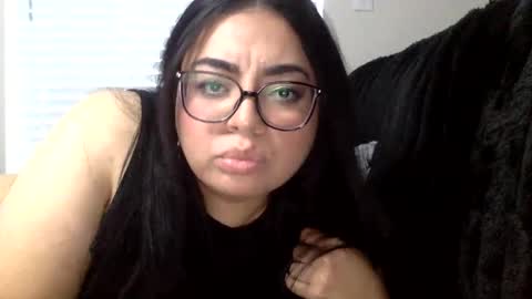 Snapshot of midnightbruja111 chatting on September 30, 6:02 pm midnightbruja111 online show from September 30, 6:02 pm