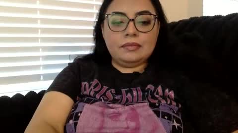 Snapshot of midnightbruja111 chatting on October 20, 5:05 pm midnightbruja111 online show from October 20, 5:05 pm