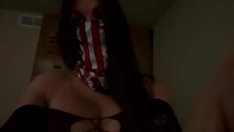 midnightlove69691 online show from December 18, 11:15 am