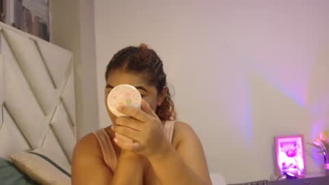miel online show from July 11, 1:44 pm