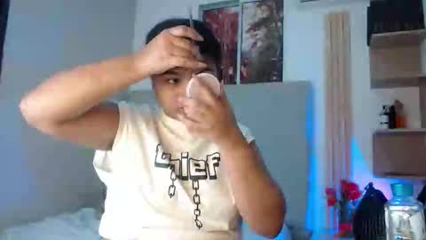 miel online show from March 15, 2:30 pm