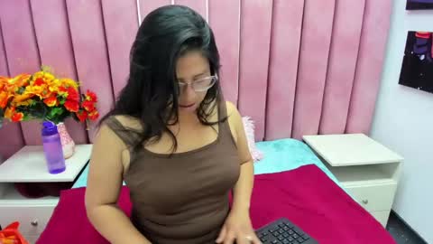 Snapshot of miha_smith chatting on September 30, 2:50 am Miha online show from September 30, 2:50 am